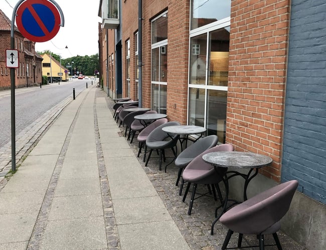 Vandpibe café på gågaden til Køge torv - Vestergade 32a. 4600 Køge