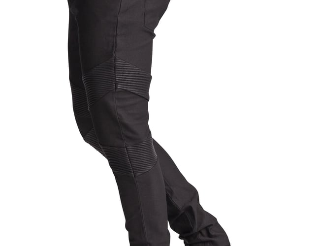 Unik webshop med eget tøj mærke - Kendt fra IIL7 butikken.