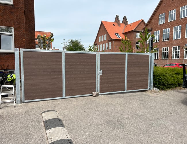 Komposit hegns firma. 