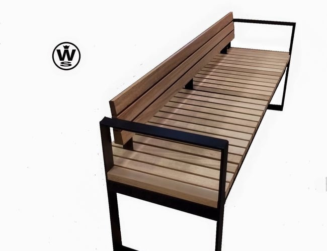 Woodstyle.dk specialforretning med håndlavede møbler i egetræ. - Overskud på 550.000kr. om året.