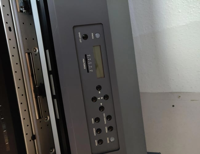 Skiltevirksomhed sælger sit varelager - Folie, maskine og alt tilbehør