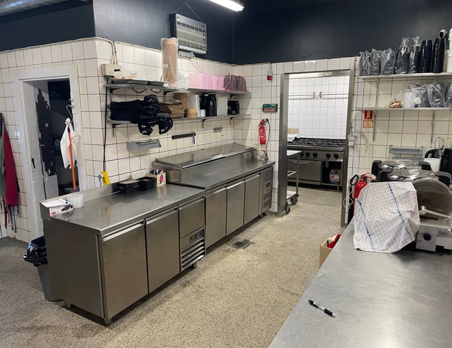 Take Away eller Smørrebrødsforretning OBS NY PRIS !