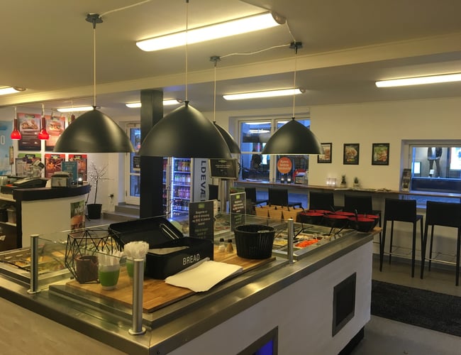 Take-away (sandwich, salat, spydkylling) i Ringkøbing gågade